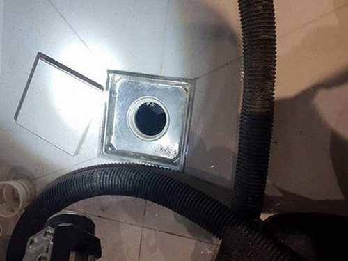남영동 하수구막힘 아파트 욕실, 약품과 장비 중 차이